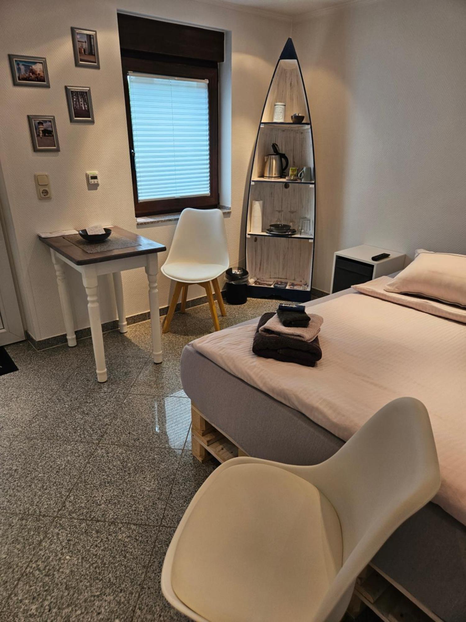 Standardzimmer Nahe Messe Und Airport Dusseldorf Luaran gambar