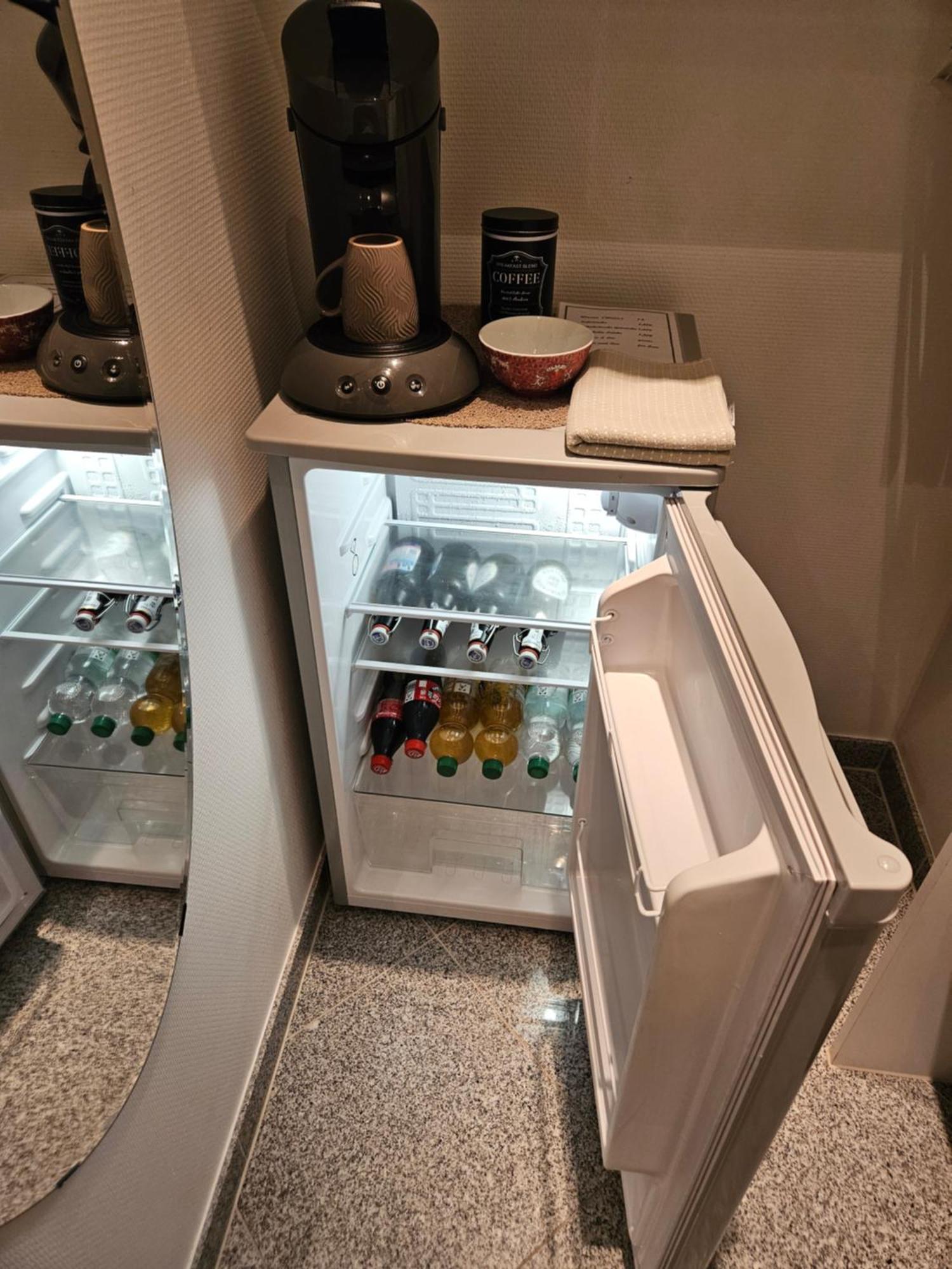 Standardzimmer Nahe Messe Und Airport Dusseldorf Luaran gambar